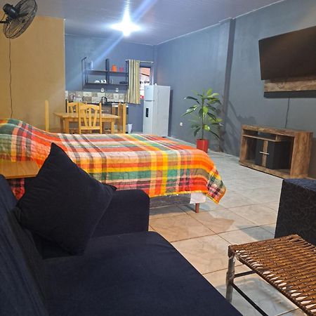 Hummingbird Hostel Ciudad del Este Extérieur photo